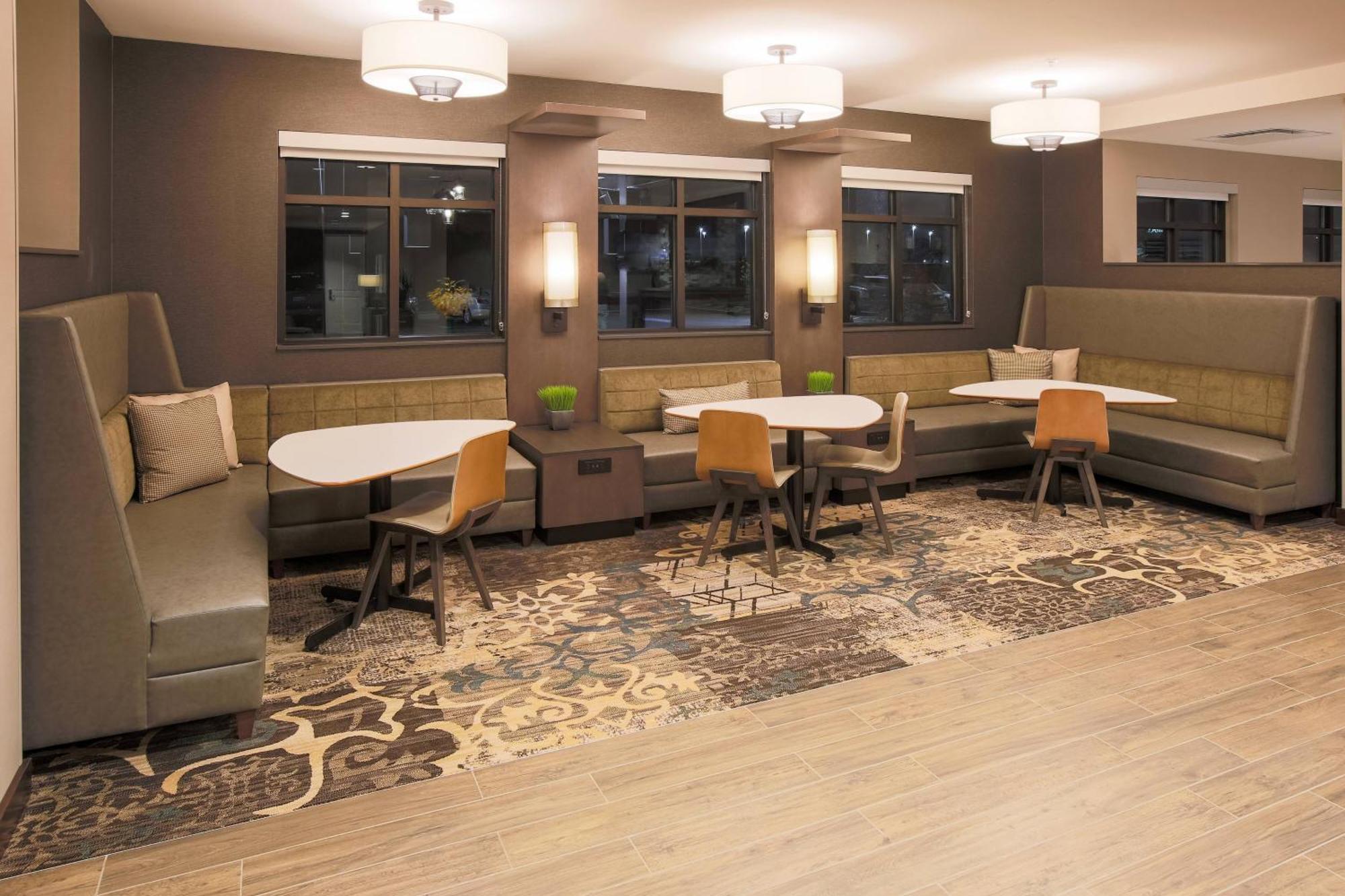 Residence Inn By Marriott Louisville East/Oxmoor Екстер'єр фото