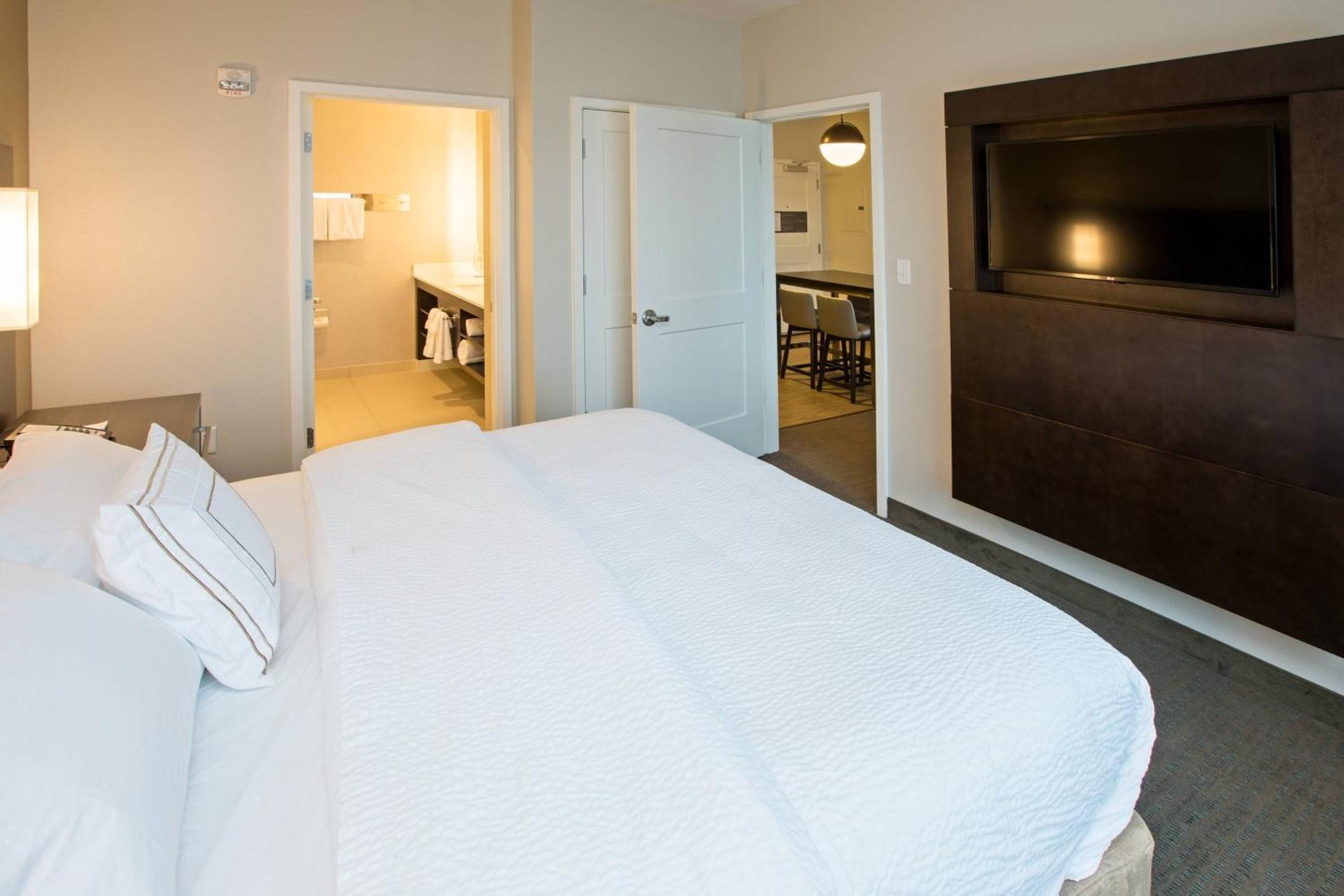 Residence Inn By Marriott Louisville East/Oxmoor Екстер'єр фото