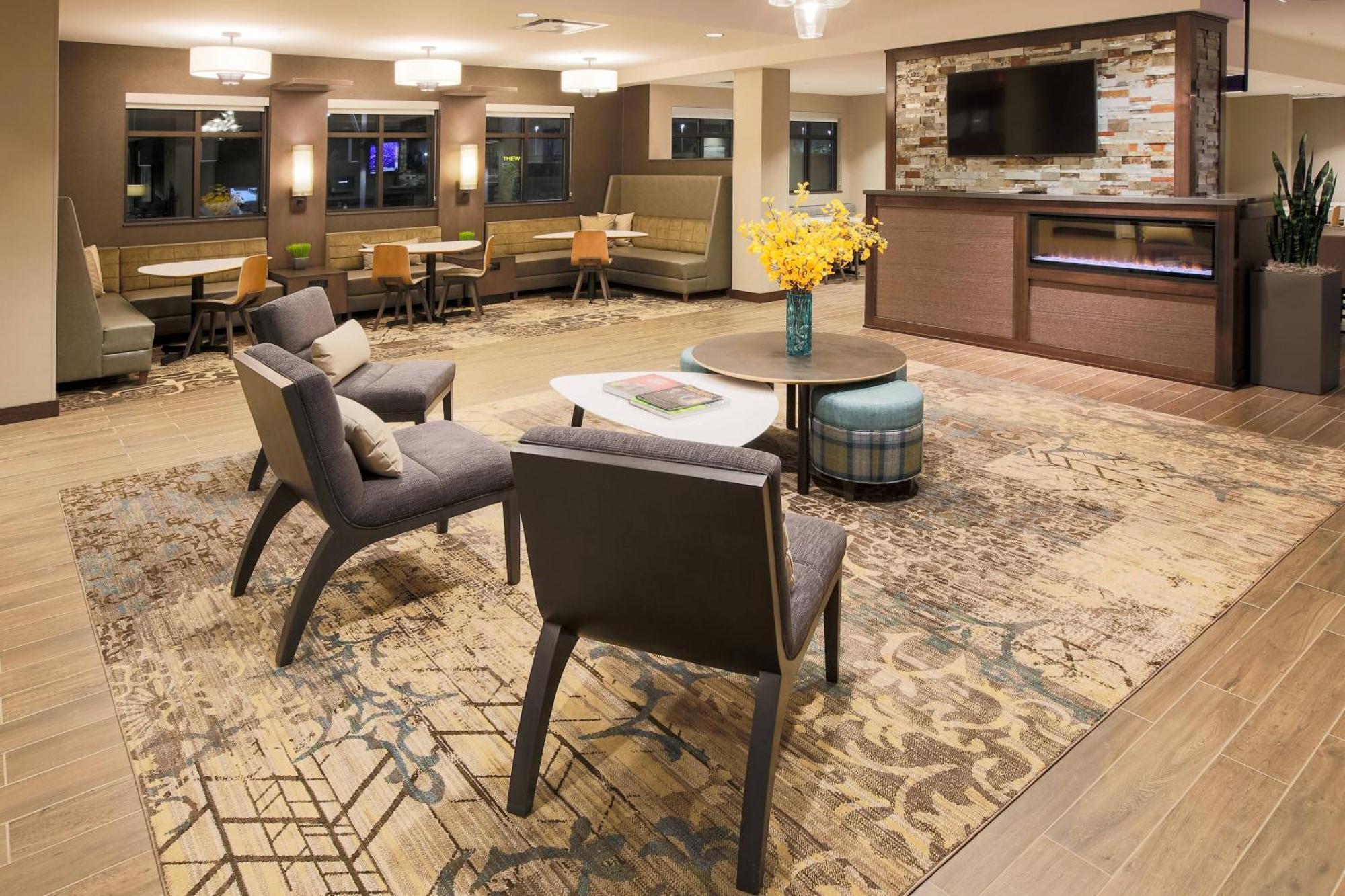 Residence Inn By Marriott Louisville East/Oxmoor Екстер'єр фото